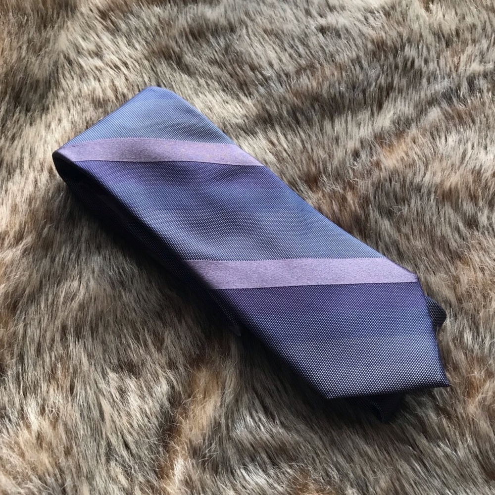 Striped Necktie | Apt 9